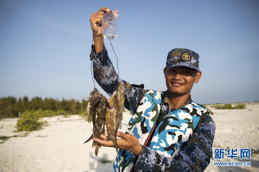 （壯麗70年&middot;奮斗新時(shí)代&middot;新華全媒頭條&middot;圖文互動(dòng)）（11）&ldquo;你在我的航程上，我在你的視線里&rdquo;&mdash;&mdash;走進(jìn)海軍西沙中建島官兵的五彩世界