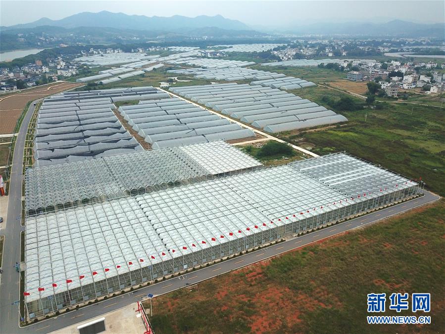 (新華全媒頭條·壯麗70年·奮斗新時代——記者再走長征路·圖文互動)(3)跨越“第一渡” 長征出發(fā)地“換了人間”