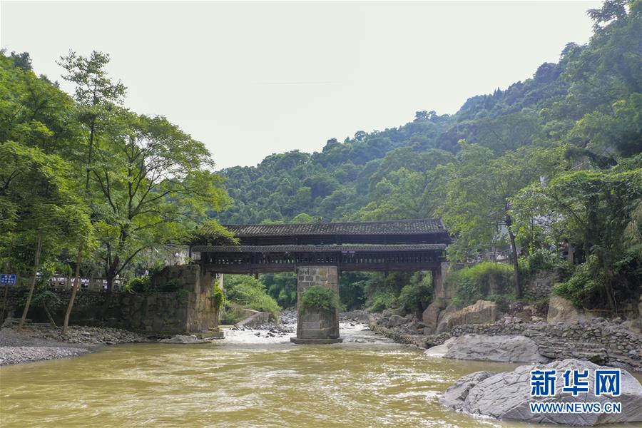 （壯麗70年&middot;奮斗新時代&mdash;&mdash;記者再走長征路&middot;圖文互動）（4）無名的犧牲&mdash;&mdash;記在重慶石壕的那場生死離別