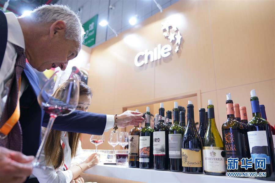 （新華全媒頭條&middot;圖文互動(dòng)）（7）舵穩(wěn)當(dāng)奮楫 風(fēng)勁好揚(yáng)帆&mdash;&mdash;寫(xiě)在習(xí)近平主席提出中拉命運(yùn)共同體理念五周年之際