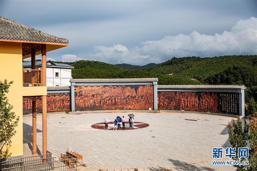 （新華全媒頭條&middot;壯麗70年&middot;奮斗新時代&mdash;&mdash;記者再走長征路&middot;圖文互動）（2）前進，向著光明的方向&mdash;&mdash;尋訪金沙江畔紅色印記