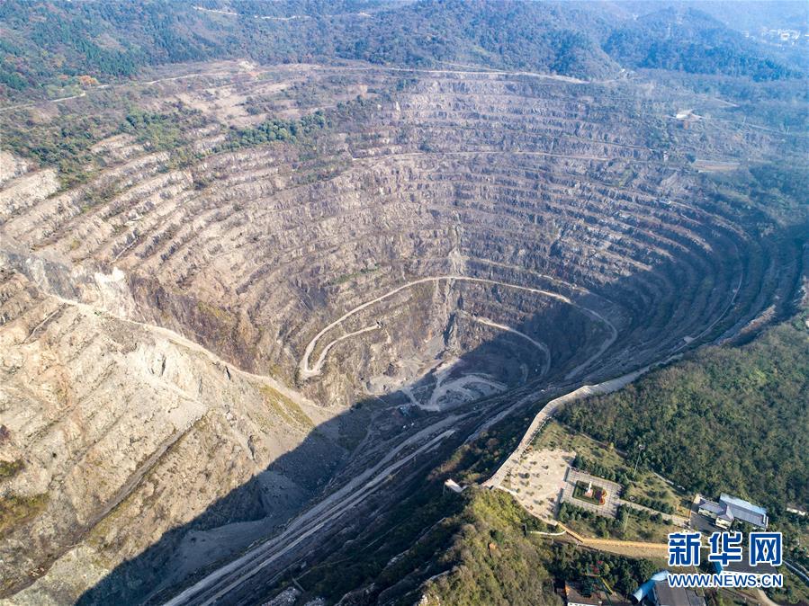 （壯麗70年&middot;奮斗新時(shí)代&mdash;&mdash;共和國(guó)發(fā)展成就巡禮&middot;圖文互動(dòng)）（2）潮涌楚天闊&mdash;&mdash;湖北砥礪奮進(jìn)70年譜寫高質(zhì)量發(fā)展華章