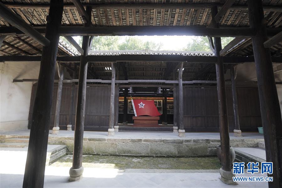 （新華全媒頭條&middot;壯麗70年&middot;奮斗新時(shí)代&mdash;&mdash;記者再走長征路&middot;圖文互動(dòng)）（3）紅色星火的人民力量&mdash;&mdash;大別山走出兩支紅軍隊(duì)伍的歷史啟示