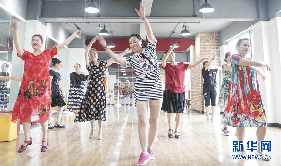 （習近平的民生關切事&middot;圖文互動）（5）為了夢圓安居，創(chuàng)造幸福生活&mdash;&mdash;習近平總書記牽掛的民生事之&ldquo;住有所居&rdquo;篇