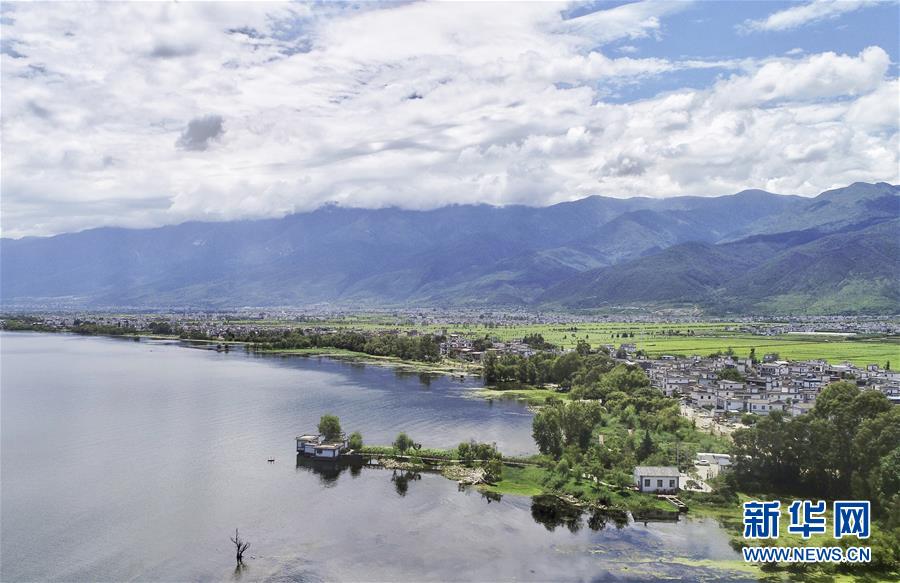 (在習近平新時代中國特色社會主義思想指引下——新時代新作為新篇章·總書記關心的百姓身邊事·圖文互動)(2)留住鄉(xiāng)愁 綻放新顏——傳統(tǒng)村落保護激發(fā)鄉(xiāng)村活力