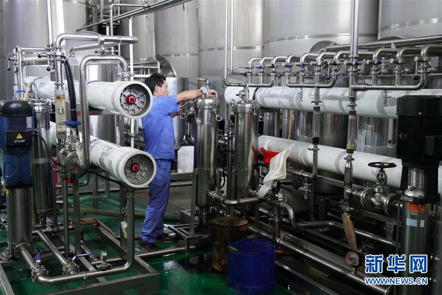 （在習(xí)近平新時(shí)代中國(guó)特色社會(huì)主義思想指引下&mdash;&mdash;新時(shí)代新作為新篇章&middot;總書記關(guān)心的百姓身邊事&middot;圖文互動(dòng)）（1）大污染變身&ldquo;大寶藏&rdquo;：治理畜禽糞污，他們這樣干！