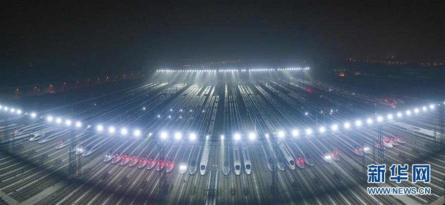 （壯麗70年&middot;奮斗新時代&mdash;&mdash;共和國發(fā)展成就巡禮）（1）人暢其行、貨暢其流&mdash;&mdash;共和國交通運輸業(yè)發(fā)展成就巡禮