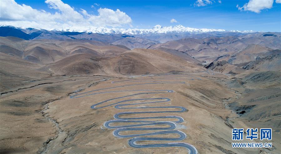 （壯麗70年&middot;奮斗新時代&mdash;&mdash;共和國發(fā)展成就巡禮）（9）人暢其行、貨暢其流&mdash;&mdash;共和國交通運輸業(yè)發(fā)展成就巡禮