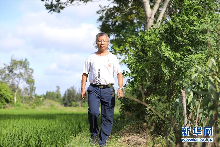 （不忘初心、牢記使命&middot;圖文互動(dòng)）（3）&ldquo;上天入地&rdquo;也要帶領(lǐng)鄉(xiāng)親脫貧&mdash;&mdash;記廣東那毛村駐村第一書記彭彬