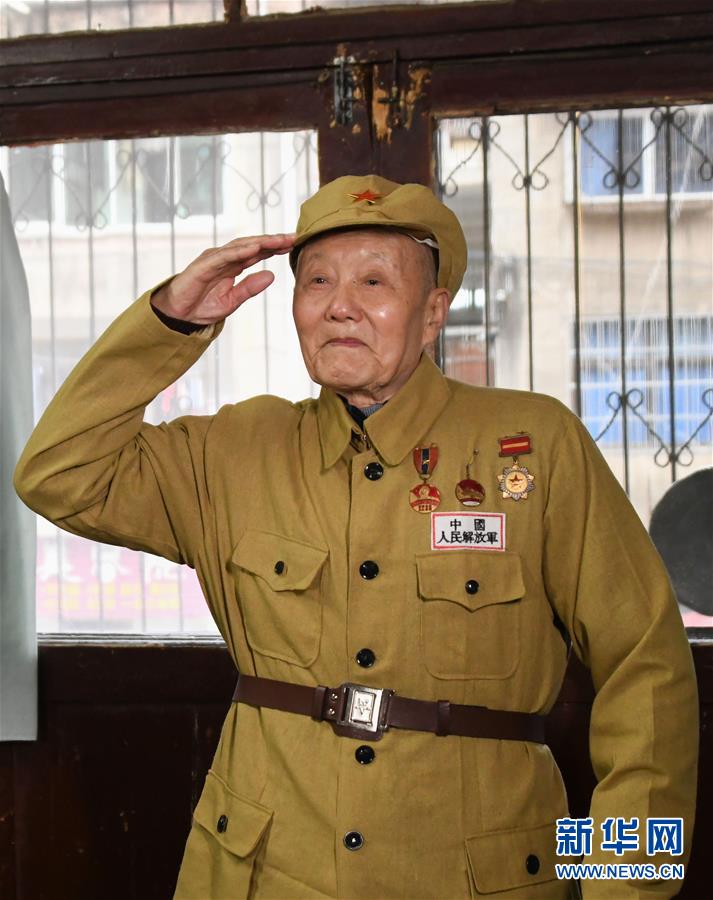 （壯麗70年&middot;奮斗新時(shí)代&mdash;&mdash;共和國榮光）（1）張富清：緊跟黨走，做黨的好戰(zhàn)士