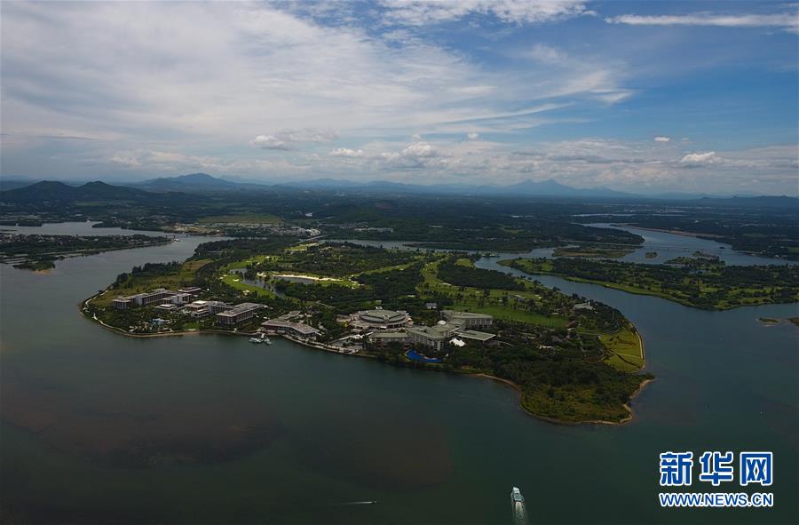 （在習(xí)近平新時(shí)代中國特色社會(huì)主義思想指引下&mdash;&mdash;新時(shí)代新作為新篇章&middot;總書記關(guān)切開放事&middot;圖文互動(dòng)）（4）開放的故事講不完&mdash;&mdash;海南開放再&ldquo;提速&rdquo;