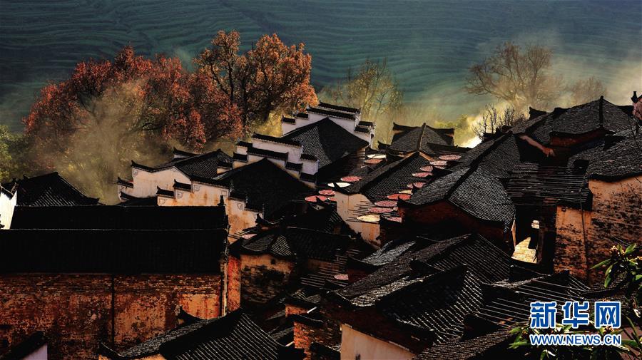 （圖文互動(dòng)）（10）鄉(xiāng)村攝影師、鄉(xiāng)村&ldquo;模特&rdquo;、民宿店主&mdash;&mdash;鄉(xiāng)村旅游推動(dòng)婺源農(nóng)民生活方式發(fā)生新變化