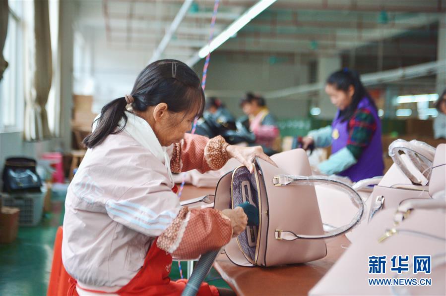 （圖文互動）（3）人回鄉(xiāng)、錢回流、企回遷&mdash;&mdash;一個大石山區(qū)貧困縣的返鄉(xiāng)創(chuàng)業(yè)故事 