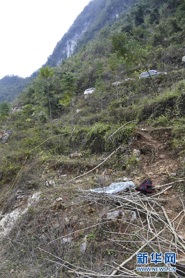 (脫貧攻堅(jiān)·圖文互動(dòng))(1)為了不讓一個(gè)貧困戶落下——追記廣西都安縣駐村第一書(shū)記黃景教