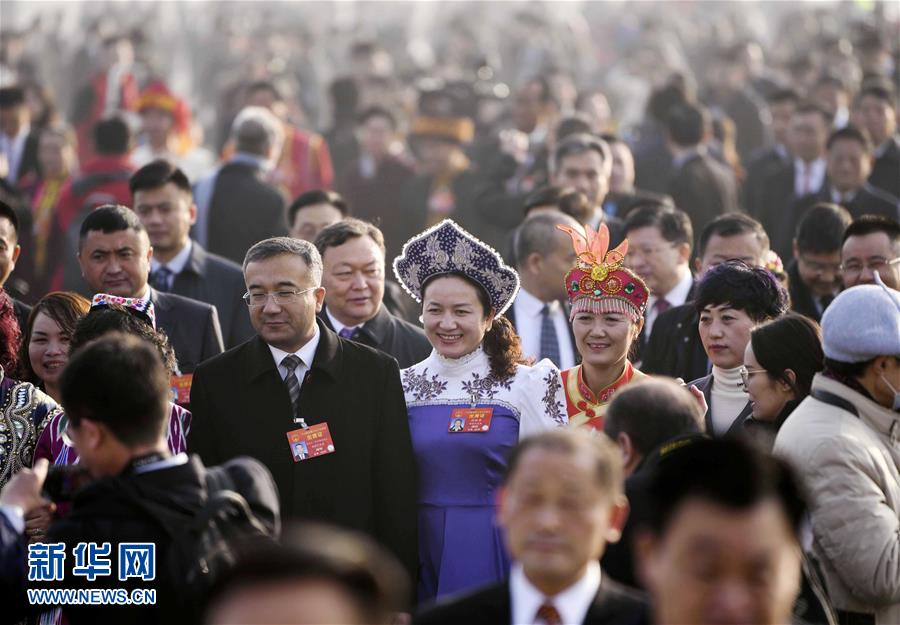 （兩會(huì)&middot;人大開幕&middot;XHDW）（10）十三屆全國人大二次會(huì)議開幕