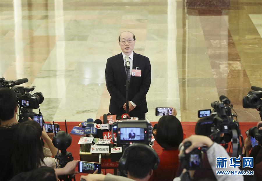 （兩會(huì)&middot;面對(duì)面）（8）采訪部長(zhǎng)