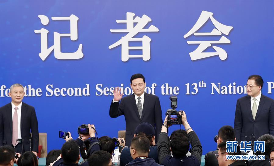 （兩會(huì)&middot;XHDW）（1）國(guó)資委主任肖亞慶等就&ldquo;國(guó)有企業(yè)改革發(fā)展&rdquo;答記者問(wèn)