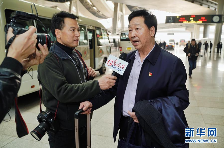 （新華全媒頭條&middot;圖文互動(dòng)）（3）2019&mdash;&mdash;春天里的中國(guó)兩會(huì)故事