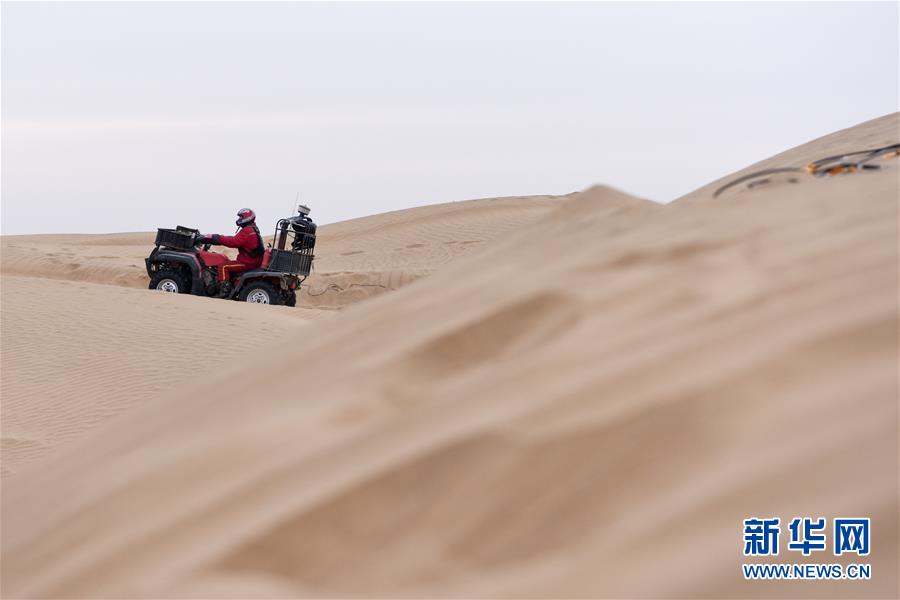 （新春走基層&middot;圖文互動）（3）大漠中，一頂帳篷守歲五年