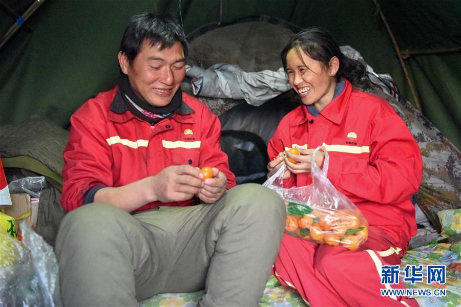 （新春走基層&middot;圖文互動）（7）寒冬里，&ldquo;沙漠玫瑰&rdquo;猶自綻放