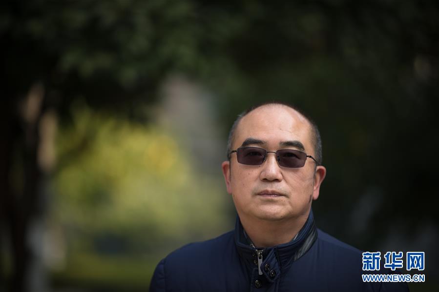 （新華全媒頭條&middot;聚焦疫情防控&middot;圖文互動）（4）拼漸凍生命 與疫魔競速&mdash;&mdash;記疫情&ldquo;風(fēng)暴眼&rdquo;中武漢金銀潭醫(yī)院院長張定宇