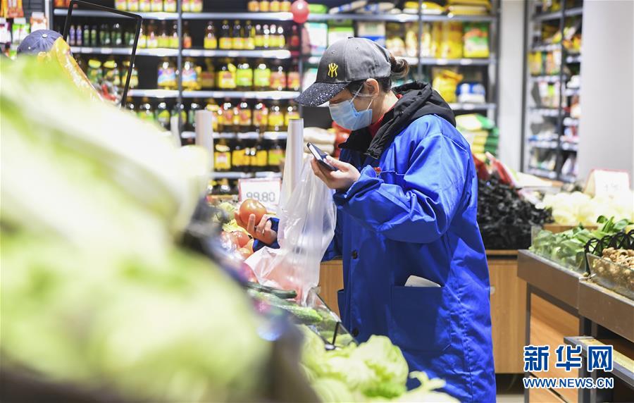 （聚焦疫情防控&middot;圖文互動）（4）&ldquo;排查越嚴(yán)密，群眾越安心&rdquo;&mdash;&mdash;重慶日均組織40多萬人有序排查疫情