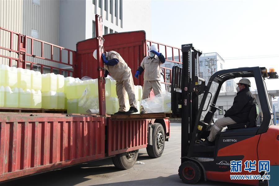 （圖文互動）（2）爭分奪秒，為了那千公里之外的馳援&mdash;&mdash;急需防疫物資天津復工復產一線見聞