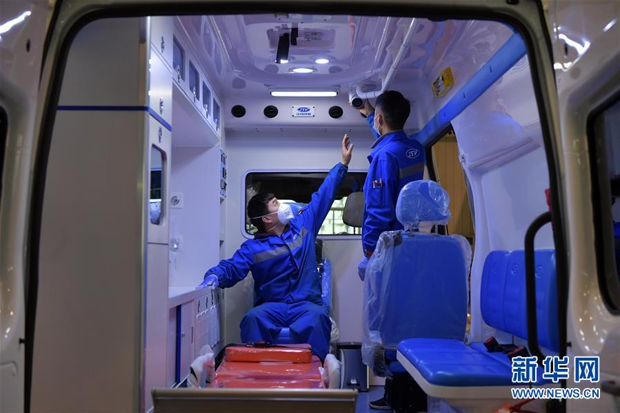 (在習(xí)近平新時(shí)代中國特色社會主義思想指引下——新時(shí)代新作為新篇章·習(xí)近平總書記關(guān)切事·圖文互動)(3)科學(xué)的“硬核力量”——來自抗疫一線的報(bào)告