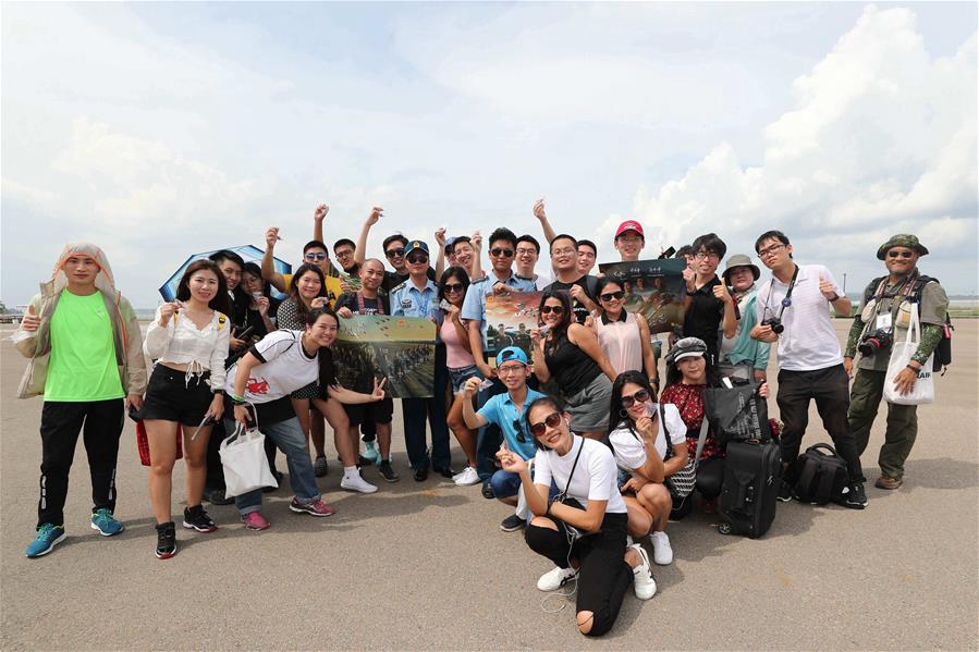 （聚焦疫情防控&middot;圖文互動(dòng)）（2）運(yùn)-20&ldquo;硬核機(jī)票&rdquo;為啥走紅走心？ &mdash;&mdash;探尋空軍的戰(zhàn)&ldquo;疫&rdquo;故事