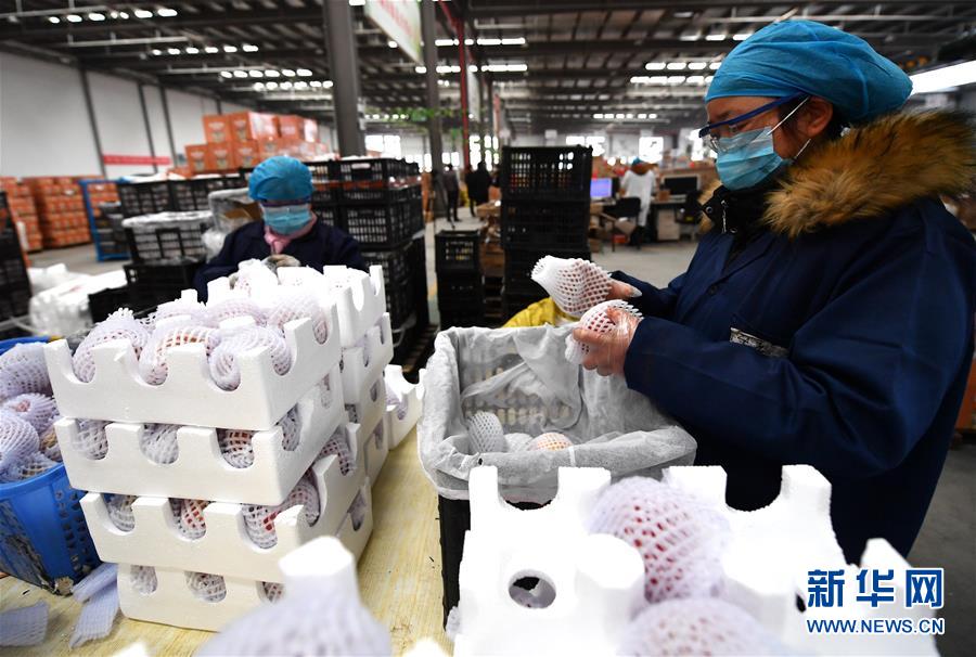 （聚焦疫情防控&middot;圖文互動）（1）&ldquo;一輛輛車出發(fā)，春暖花開的日子就不遠了&rdquo;&mdash;&mdash;西北電商大縣陜西省武功縣復工見聞