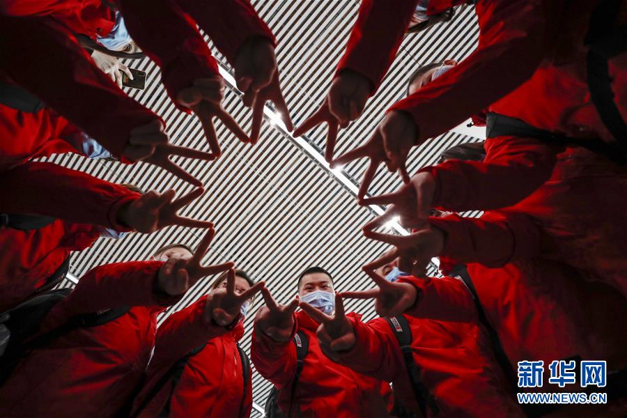 （聚焦疫情防控&middot;對(duì)口支援19省份在奮戰(zhàn)&middot;圖文互動(dòng)）（4）&ldquo;當(dāng)我們摘下口罩，看到彼此勝利的微笑&rdquo;&mdash;&mdash;重慶對(duì)口支援孝感市抗擊疫情紀(jì)實(shí)