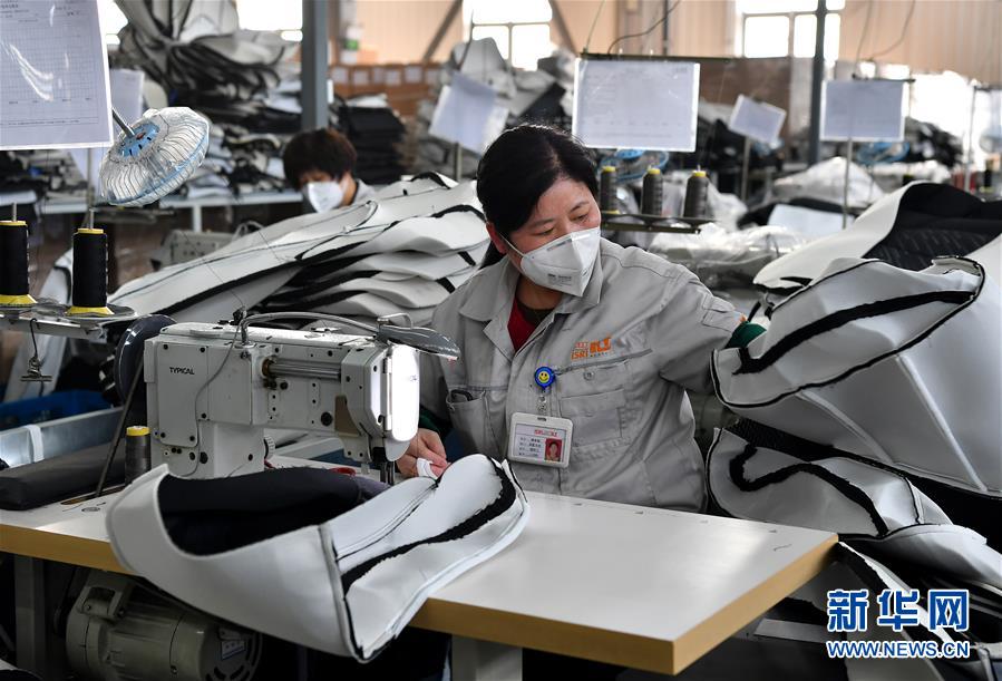 （圖文互動(dòng)）（5）&ldquo;春天到了，熟悉的生活正在慢慢回來(lái)&rdquo;&mdash;&mdash;陜西多地復(fù)產(chǎn)復(fù)工一線見(jiàn)聞