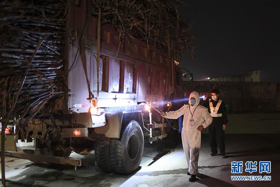 （圖文互動(dòng)）（7）&ldquo;早一天復(fù)工，損失就少一點(diǎn)&rdquo;&mdash;&mdash;廣西以精準(zhǔn)防控推動(dòng)復(fù)工復(fù)產(chǎn)一線見聞