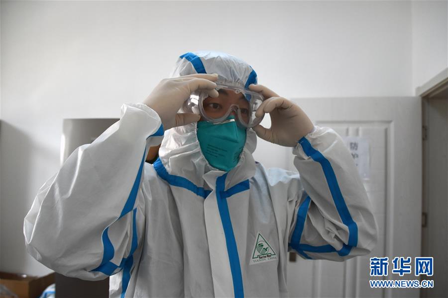 （一線抗疫群英譜&middot;圖文互動）（3）紅區(qū)&ldquo;擺渡人&rdquo;