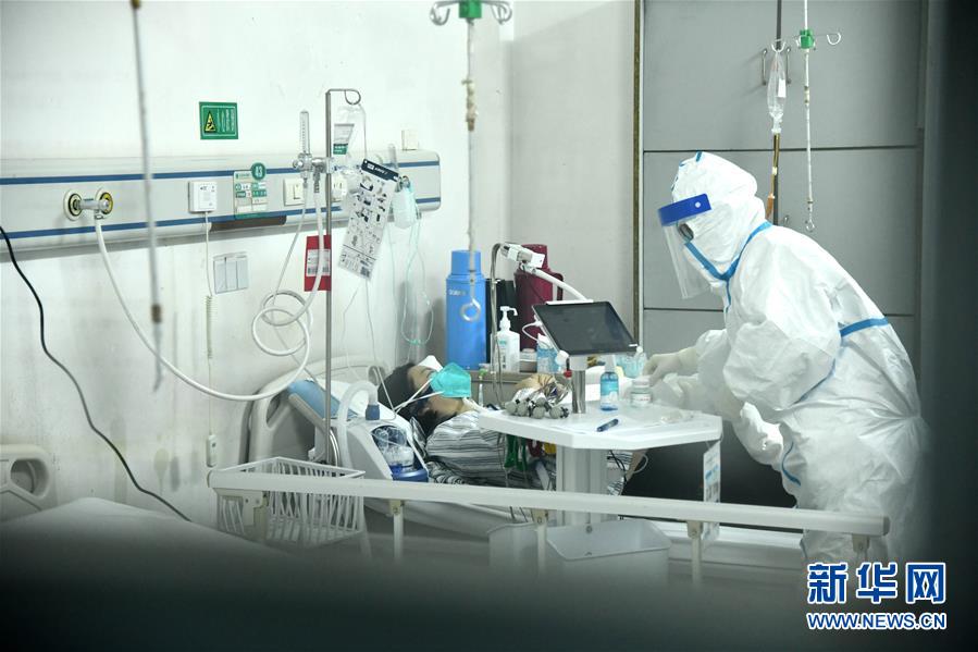 (在習(xí)近平新時代中國特色社會主義思想指引下——新時代新作為新篇章·習(xí)近平總書記關(guān)切事·圖文互動)(2)高擎利劍驅(qū)疫魔——科研攻關(guān)助力湖北戰(zhàn)“疫”記