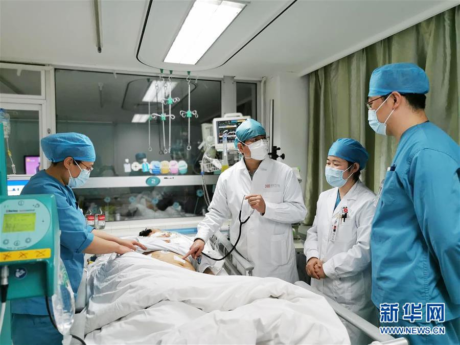 (一線抗疫群英譜·圖文互動(dòng))(4)當(dāng)好首都抗疫“守門(mén)人”——解放軍總醫(yī)院第一醫(yī)學(xué)中心急診科抗疫記事