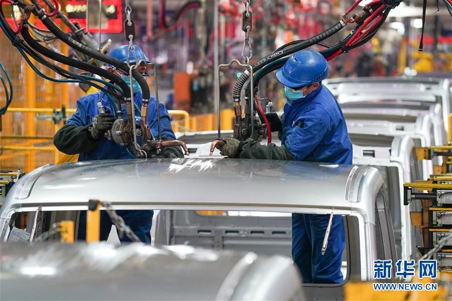 （在習(xí)近平新時(shí)代中國特色社會(huì)主義思想指引下&mdash;&mdash;新時(shí)代新作為新篇章&middot;習(xí)近平總書記關(guān)切事&middot;圖文互動(dòng)）（16）精準(zhǔn)發(fā)力抓統(tǒng)籌&mdash;&mdash;各地落實(shí)&ldquo;分區(qū)分級(jí)&rdquo;有序恢復(fù)生產(chǎn)生活