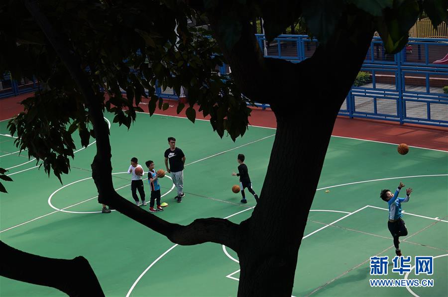 （XHDW&middot;圖文互動(dòng)）（6）疫情下的香港：艱難卻充滿希望