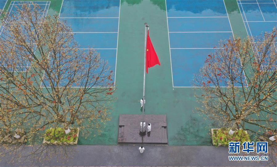 (新華全媒頭條·圖文互動)(6)春天里的瑯瑯書聲━━部分地方學(xué)校開學(xué)見聞