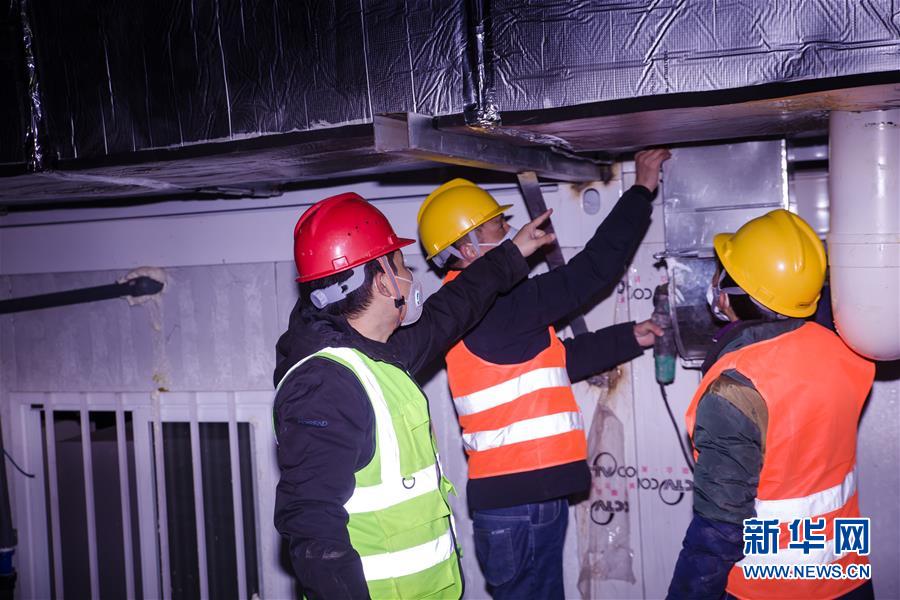 （一線抗疫群英譜&middot;圖文互動）（2）羅文浩：&ldquo;女兒，你的名字里有溫暖，有榮光！&rdquo;