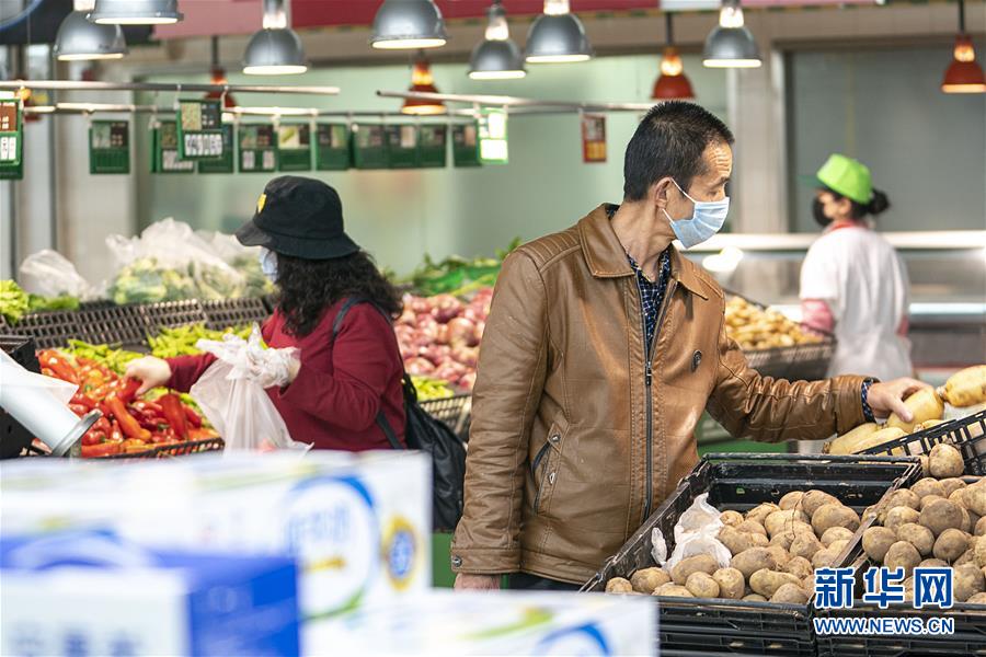 (新華全媒頭條·圖文互動(dòng))(10)在艱難中重啟 在陣痛中復(fù)蘇——湖北推動(dòng)安全有序復(fù)工復(fù)產(chǎn)掃描