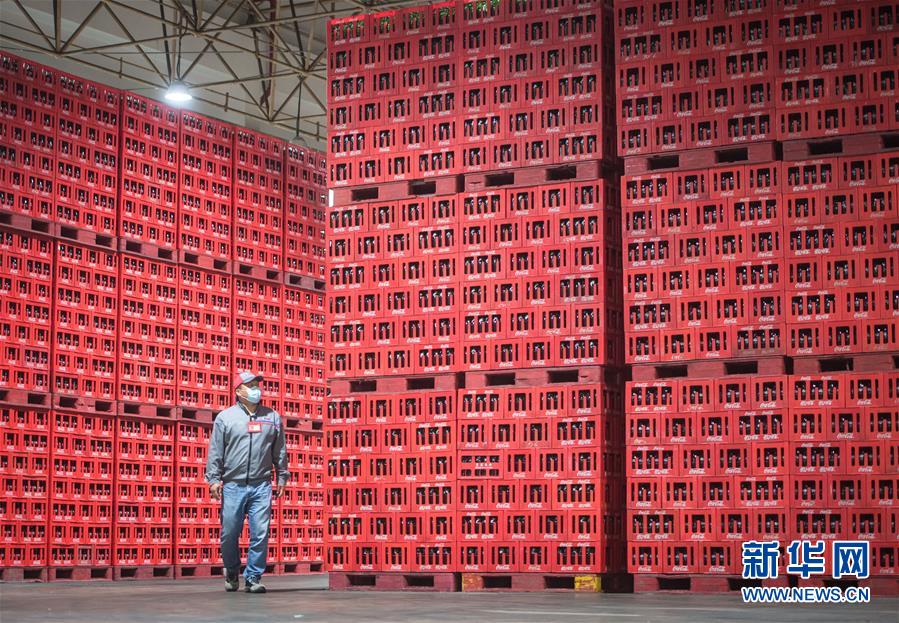 (新華全媒頭條·圖文互動(dòng))(12)在艱難中重啟 在陣痛中復(fù)蘇——湖北推動(dòng)安全有序復(fù)工復(fù)產(chǎn)掃描