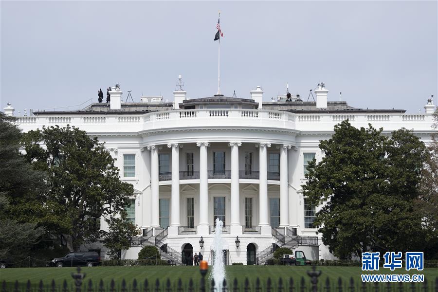 (國際疫情)(1)特朗普動用《國防生產(chǎn)法》要求通用汽車公司生產(chǎn)呼吸機