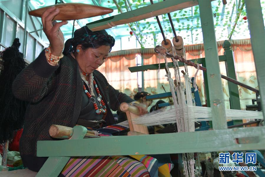 （圖文互動(dòng)）（8）堅(jiān)守與新生&mdash;&mdash;西藏農(nóng)奴制社會(huì)經(jīng)歷者說(shuō)