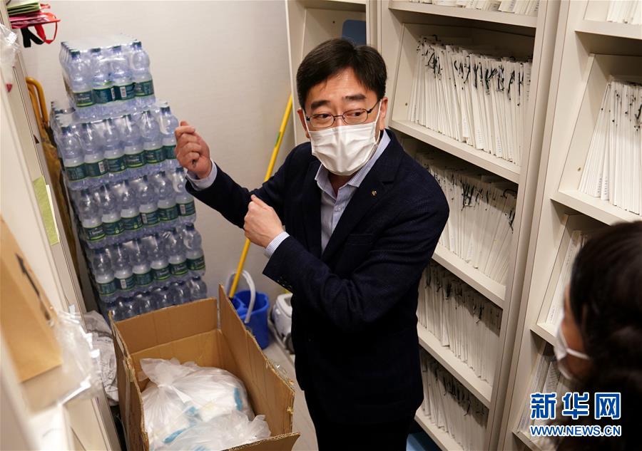 （香港故事&middot;圖文互動(dòng)）（3）從&ldquo;非典&rdquo;到新冠，一位香港醫(yī)生親歷的兩次抗疫