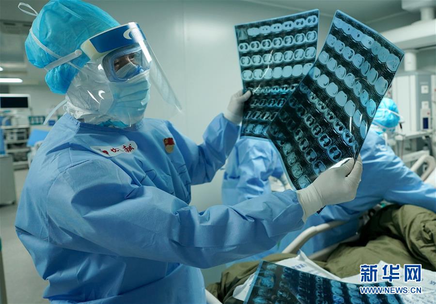 （新華全媒頭條&middot;圖文互動(dòng)）（9）生命至上，人民至上&mdash;&mdash;武漢戰(zhàn)&ldquo;疫&rdquo;重癥患者救治工作紀(jì)實(shí)