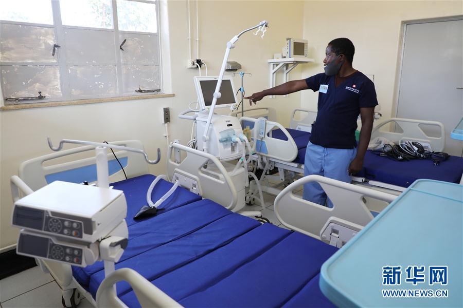 （國際疫情&middot;圖文互動(dòng)）（4）通訊：津巴布韋&ldquo;抗疫戰(zhàn)場(chǎng)&rdquo;上的中國力量