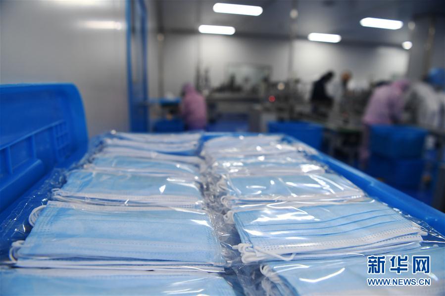 (聚焦復(fù)工復(fù)產(chǎn)·圖文互動(dòng))(3)新疆阿拉山口積極復(fù)工復(fù)產(chǎn)