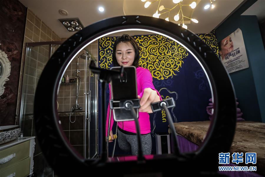 （在習(xí)近平新時(shí)代中國特色社會(huì)主義思想指引下&mdash;&mdash;新時(shí)代新作為新篇章&middot;習(xí)近平總書記關(guān)切事&middot;圖文互動(dòng)）（1）打開生活的正確方式：更衛(wèi)生、更健康！