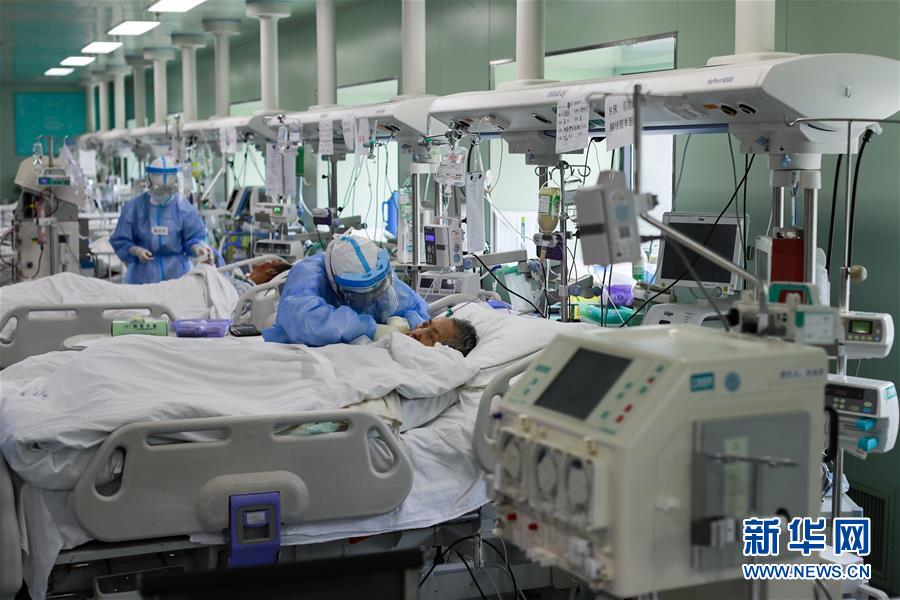 （新華全媒頭條&middot;圖文互動(dòng)）（1）上下同心，守望相助&mdash;&mdash;中國(guó)抗疫眾志成城的生動(dòng)實(shí)踐